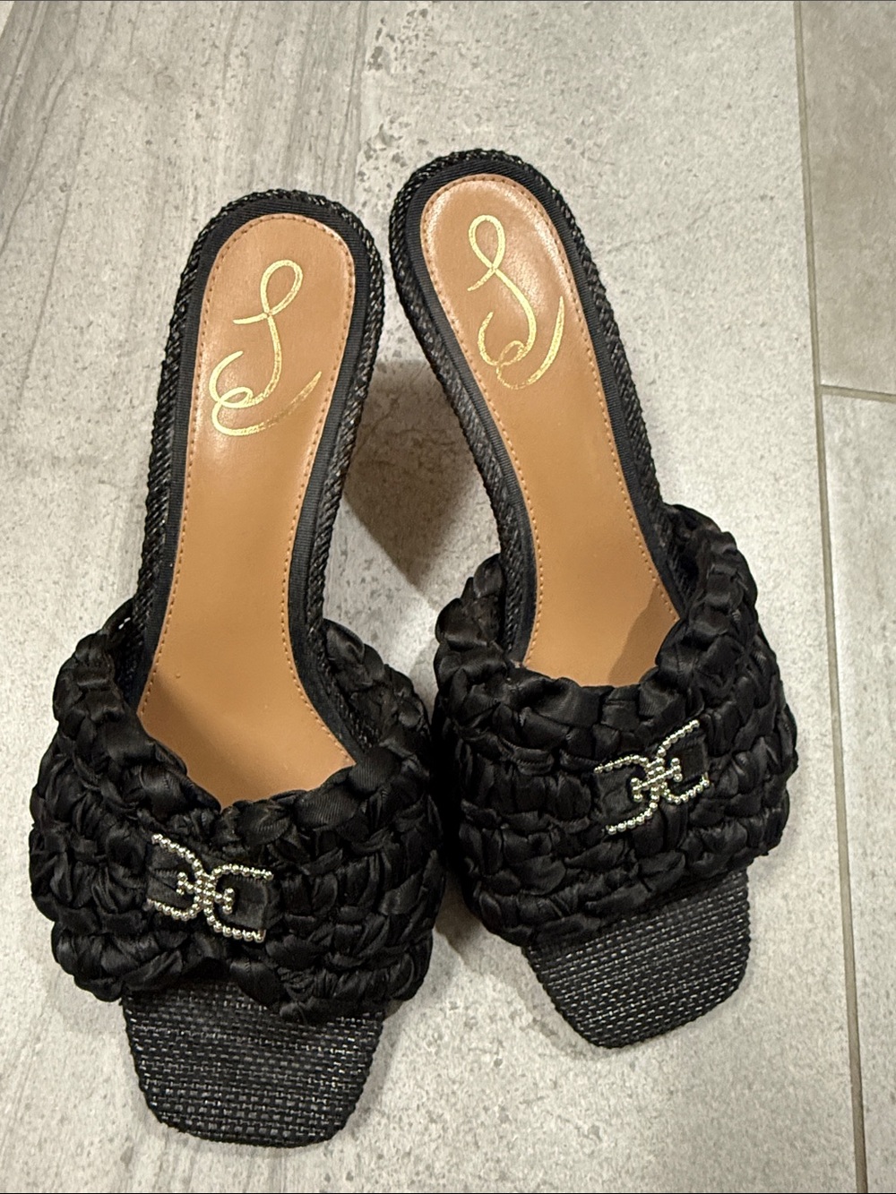 Paisley kitten heel mule